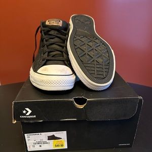 Converse men’s size 11 m black